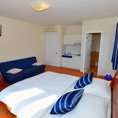 Dalmatina Apartment Zivogosce